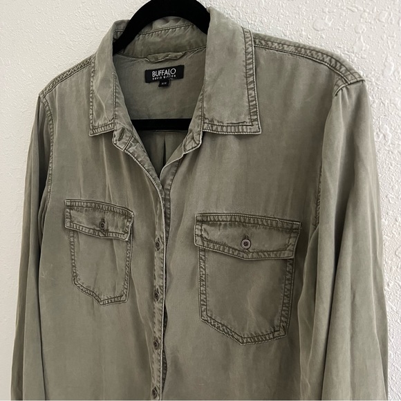 Buffalo button down (M) - Picture 3 of 6
